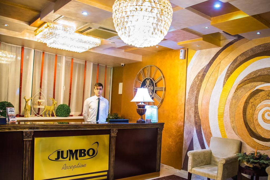 Jumbo Hotel Chisinau Exterior photo